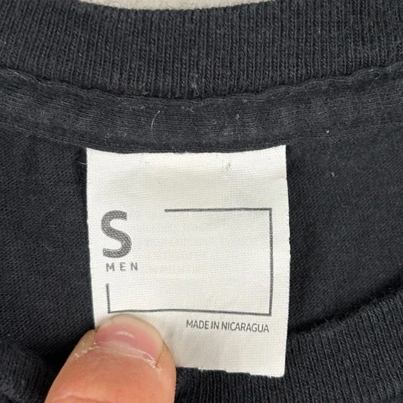 Vtg Looney Tunes Bugs Bunny, Daffy Duck, Taz Graphic T-Shirt Black Size Small - Picture 3 of 5